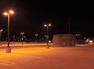 Lampy uliczne LED: Dlaczego warto zainwestować w nowoczesne oświetlenie?